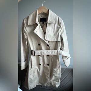 Banana Republic Light Tan Double-Breasted Trench Coat